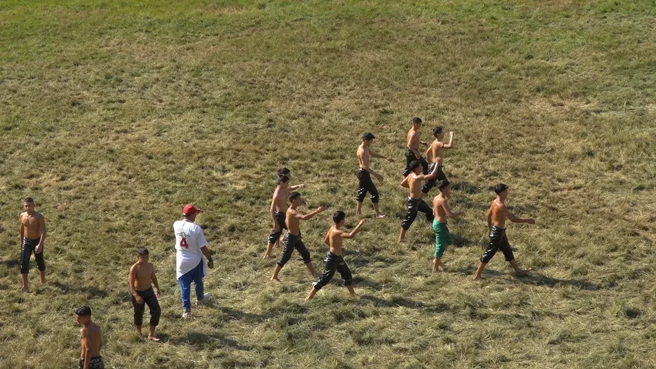 Tarihi Kırkpınar Yağlı Güreşleri finalistleri belli oluyor