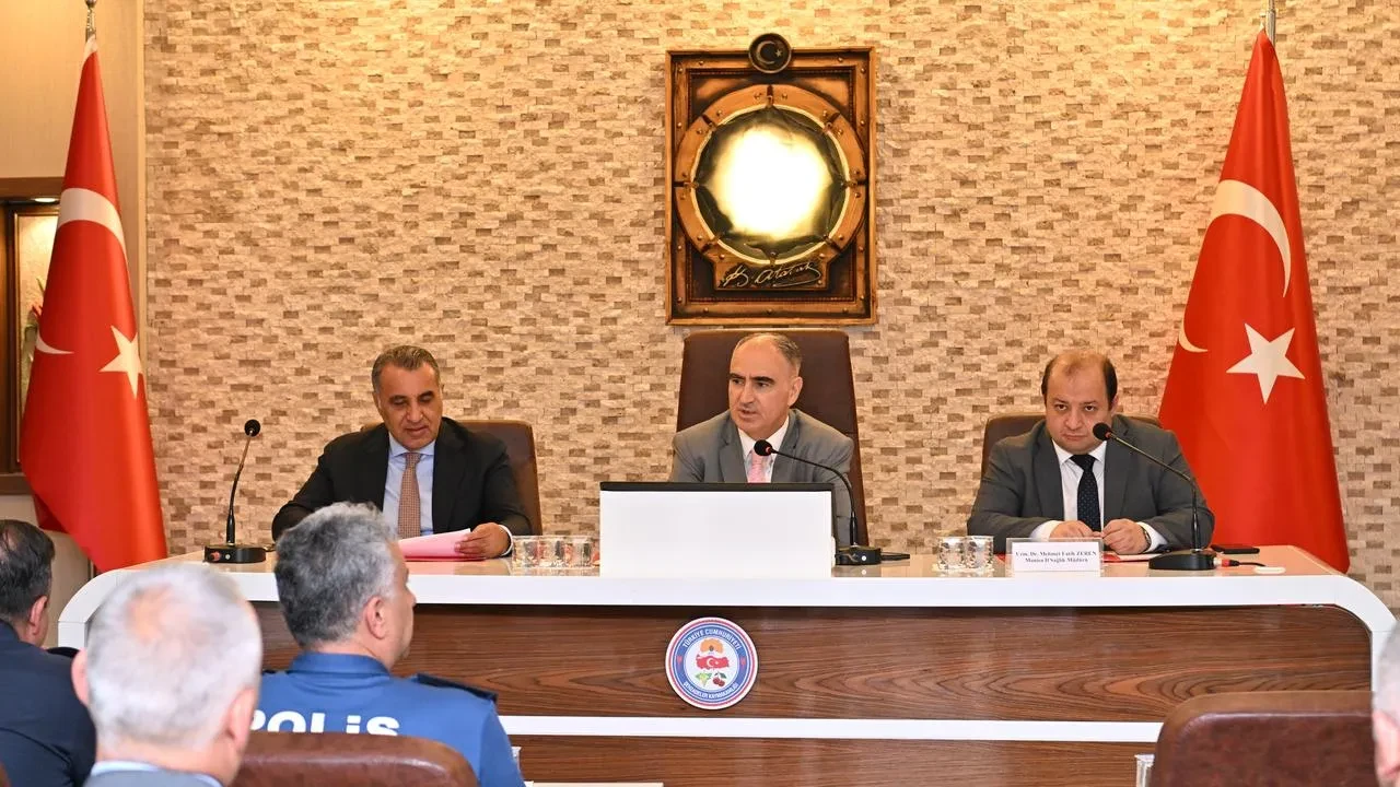 Manisa Valisi Özkan gençleri bağımlılıktan korumayı hedefliyor