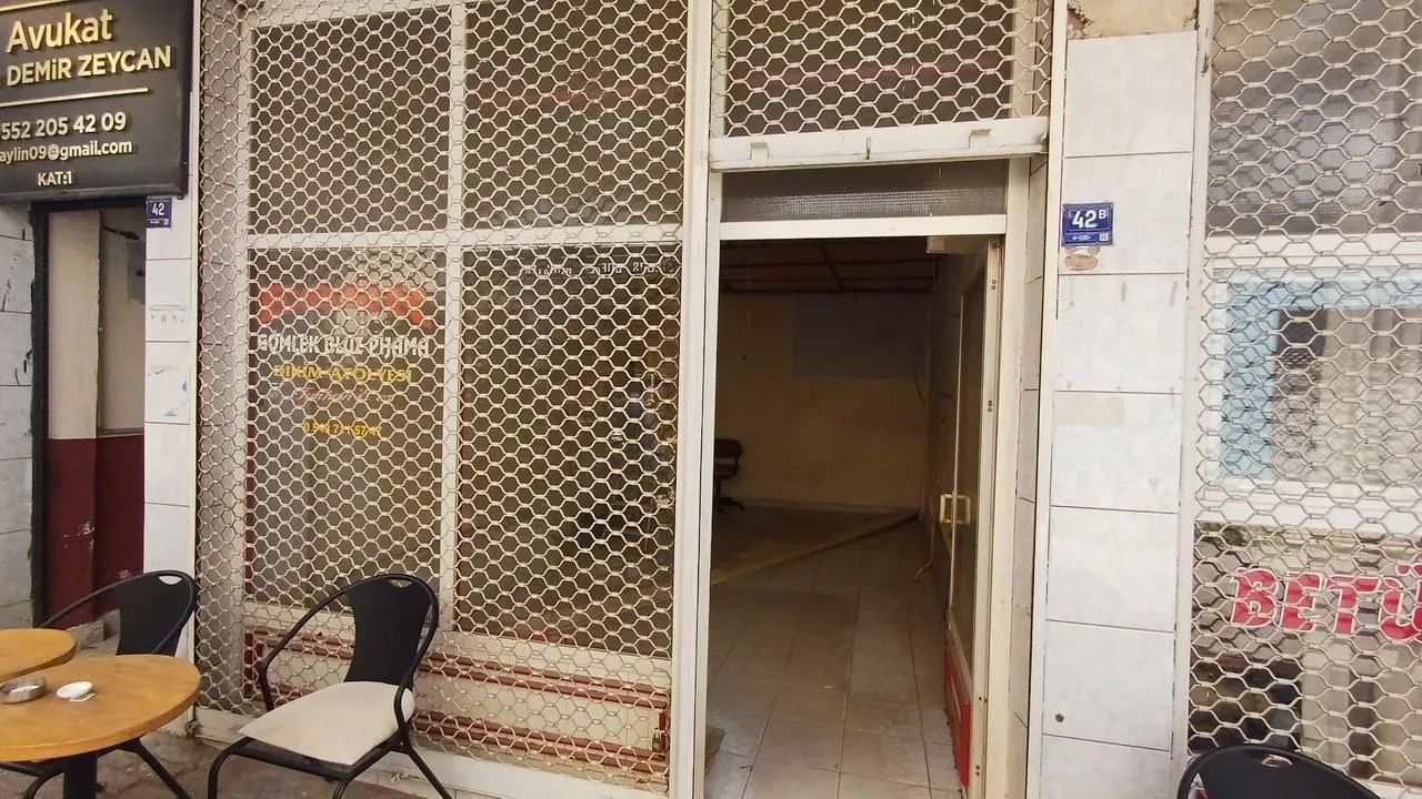 Aydın'da Turhan Eser'in yarım asırlık terzi dükkanı sessizliğe büründü