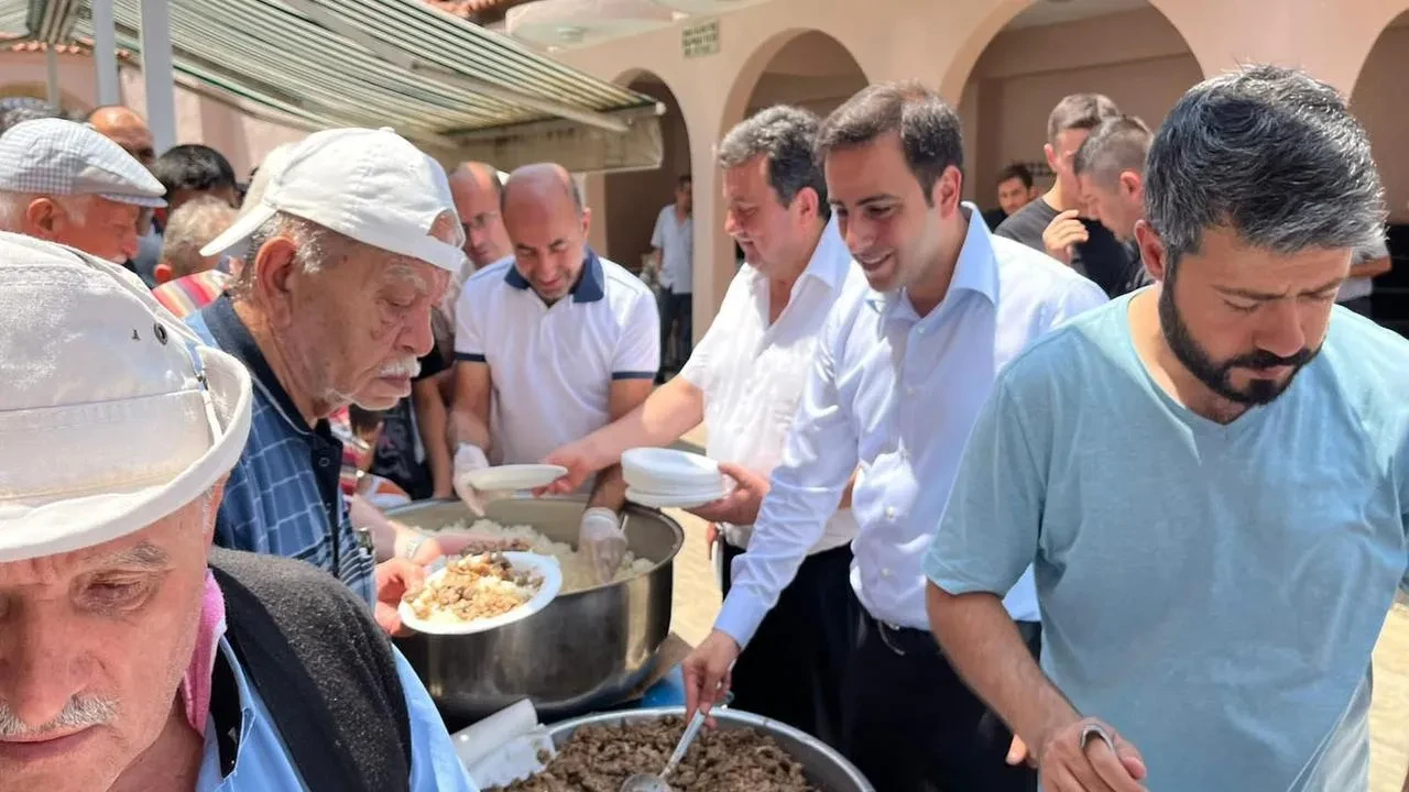 Kula'da 15 Temmuz şehitleri için Mevlidi Şerif okundu ve dualar edildi