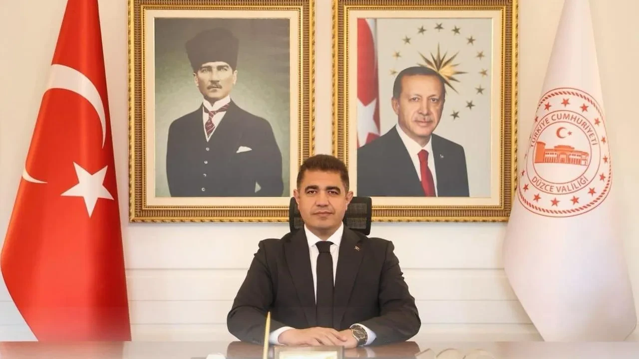 Düzce Valisi Selçuk Aslan 15 Temmuz mesajı yayınladı