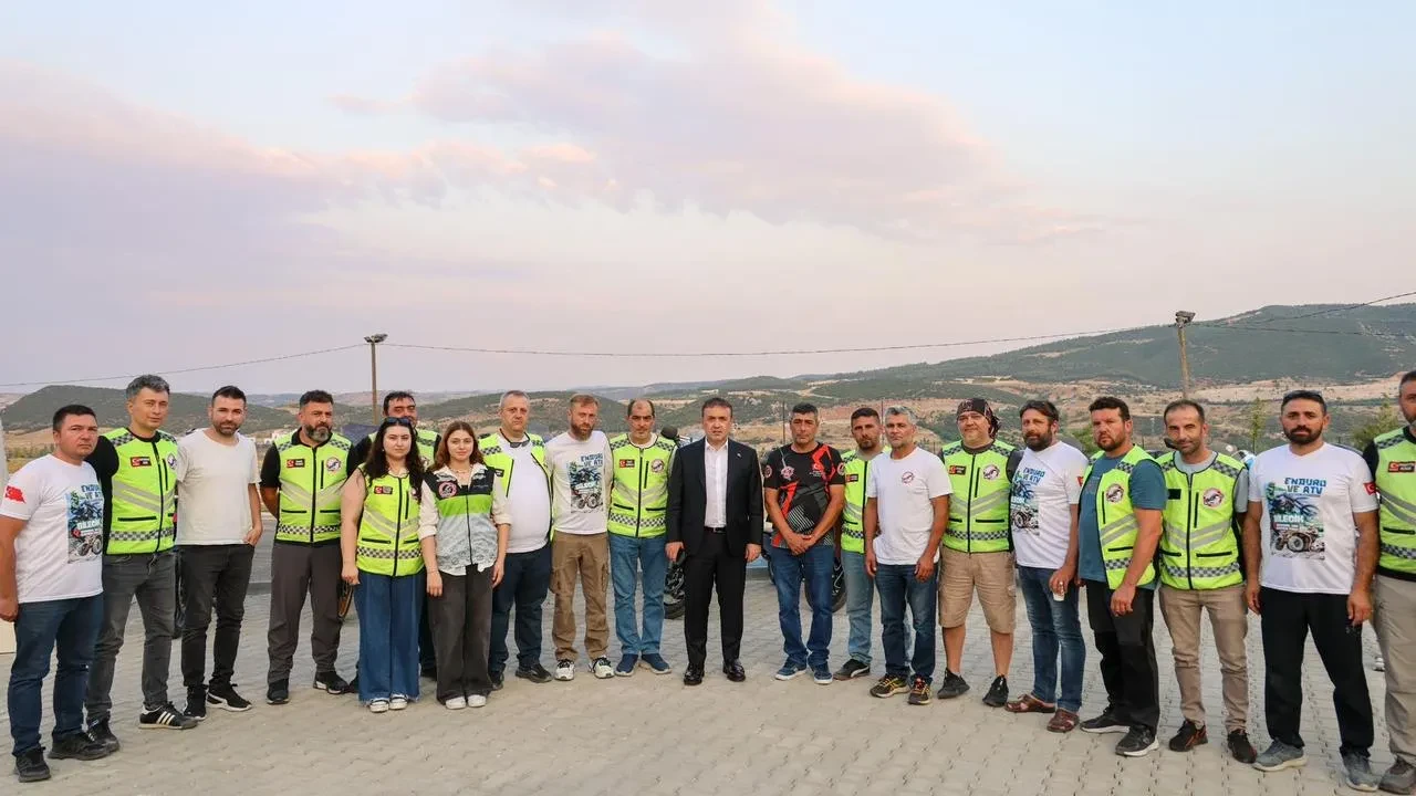 Bilecik Valisi Faik Oktay Sözer motosiklet derneği ile Endurobil 365'te buluştu