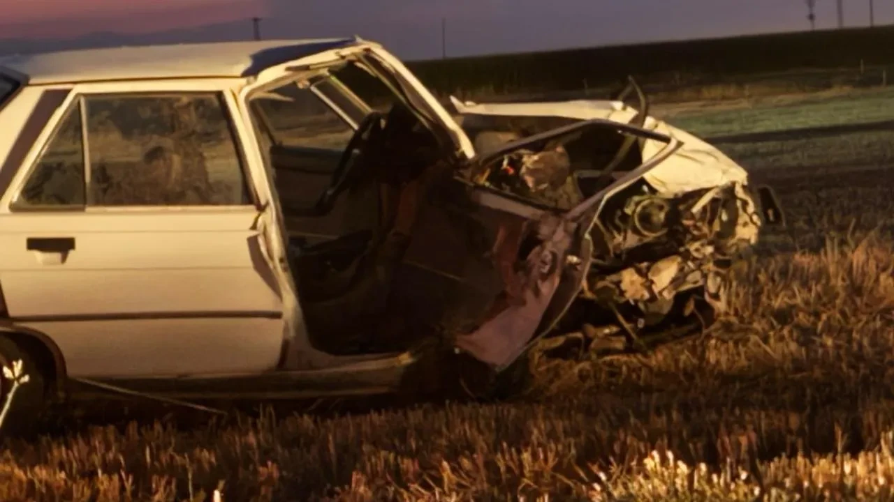 Aksaray’ın Eskil ilçesinde düğün konvoyunda trafik kazası 2 yaralı