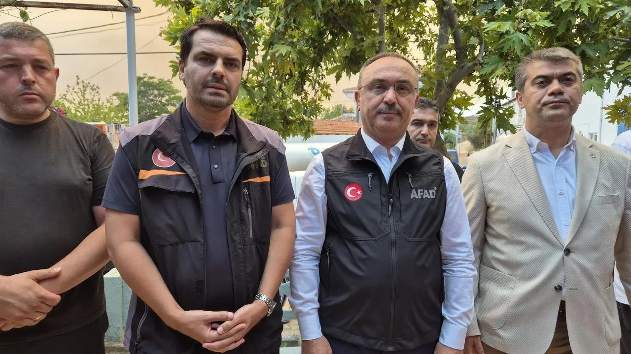 Şarköy'deki orman yangınına 34 hava aracıyla müdahale ediliyor