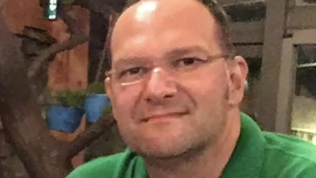 Sakarya'da kedi tüyü nedeniyle hayatını kaybeden Okan Diköz toprağa verildi