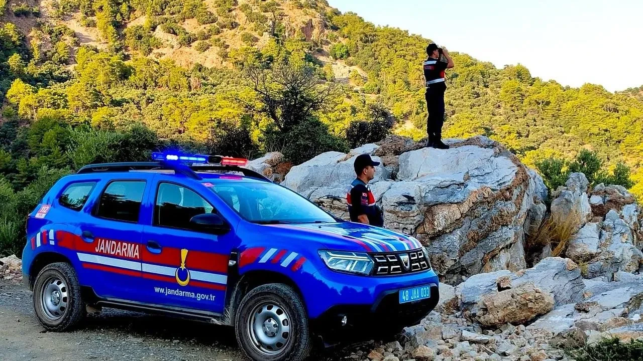 Köyceğiz Jandarması orman yangınlarına karşı vatandaşları bilinçlendiriyor