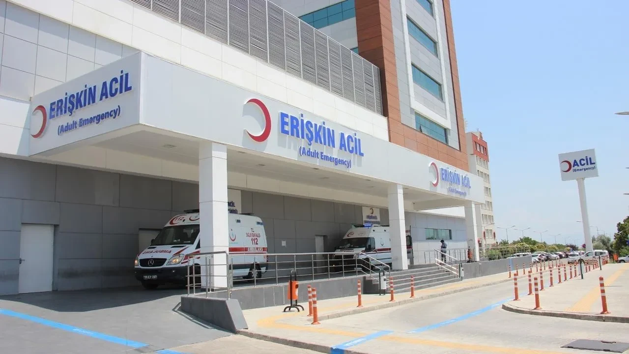 Kar Maskeli Şahıs Aydın’da Çocuğu Bıçakla Ağır Yaraladı