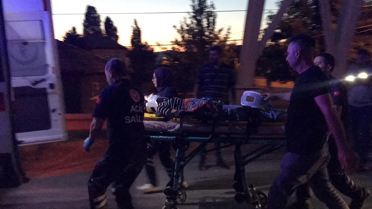 Sivas'ta Tofaş'ın çarptığı genç kız yaralandı
