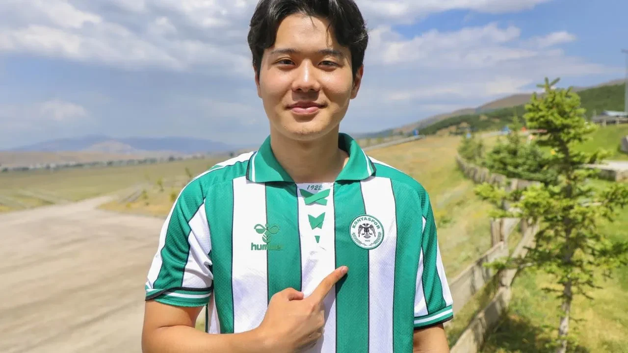 Konyaspor JinHo Jo’yu Transfer Etti Ve Kadrosuna Kattı