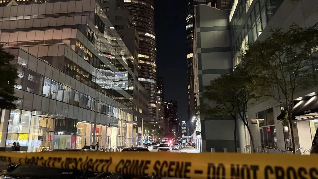 New York'ta gökdelende silahlı saldırı dört ölüme yol açtı