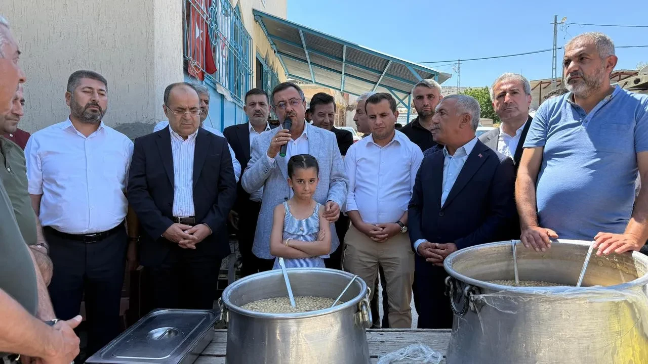 Malatya Akçadağ Fatih Mahallesi'nde Aşure Etkinliği Düzenlendi