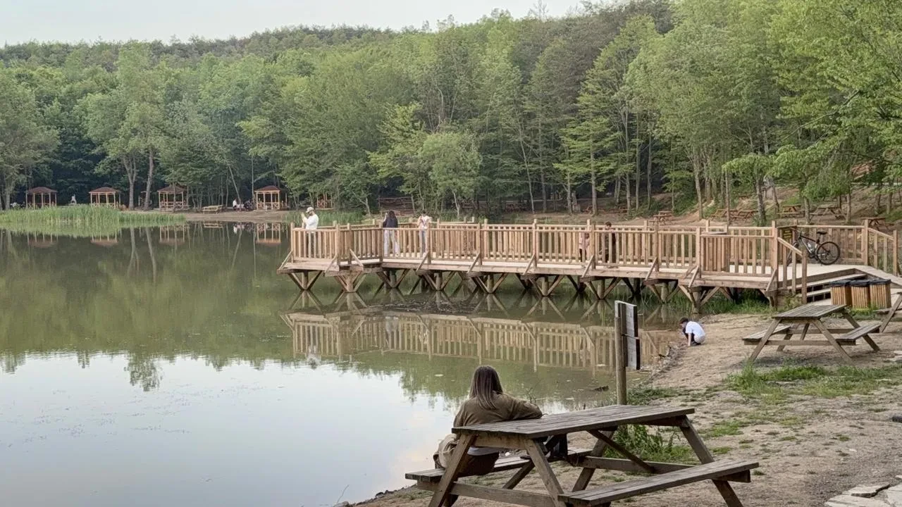 Düzce’de serinlemek için yeni keşfedilen adres Korugöl oldu