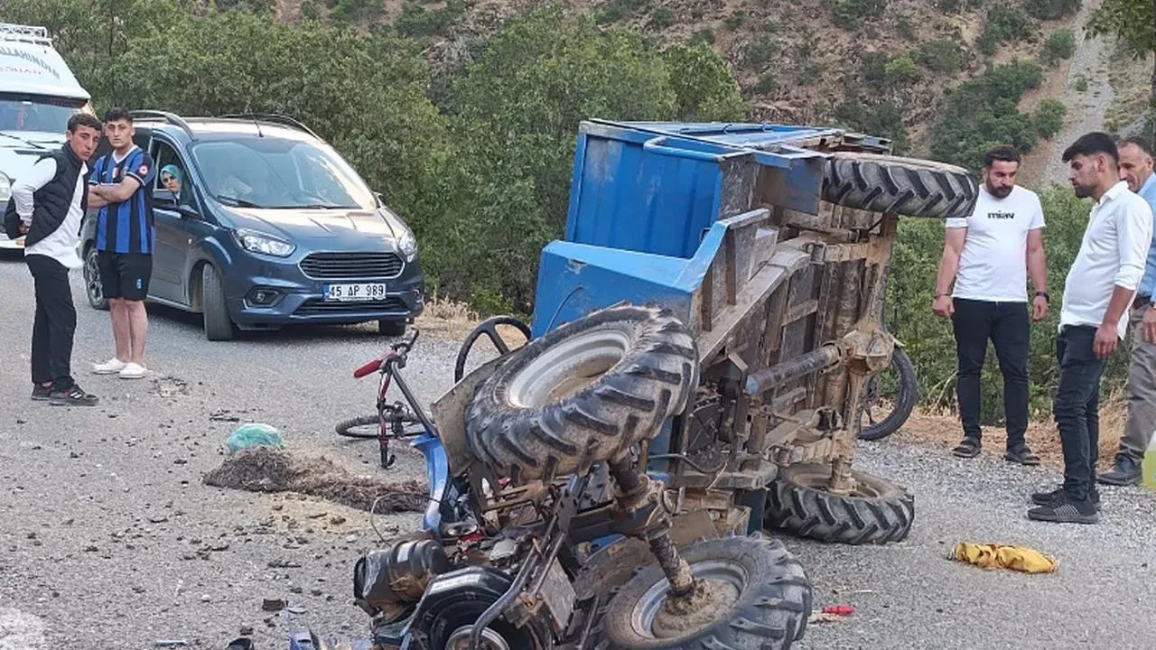 Bitlis'in Hizan ilçesinde patpat devrildi 7 kişi yaralandı