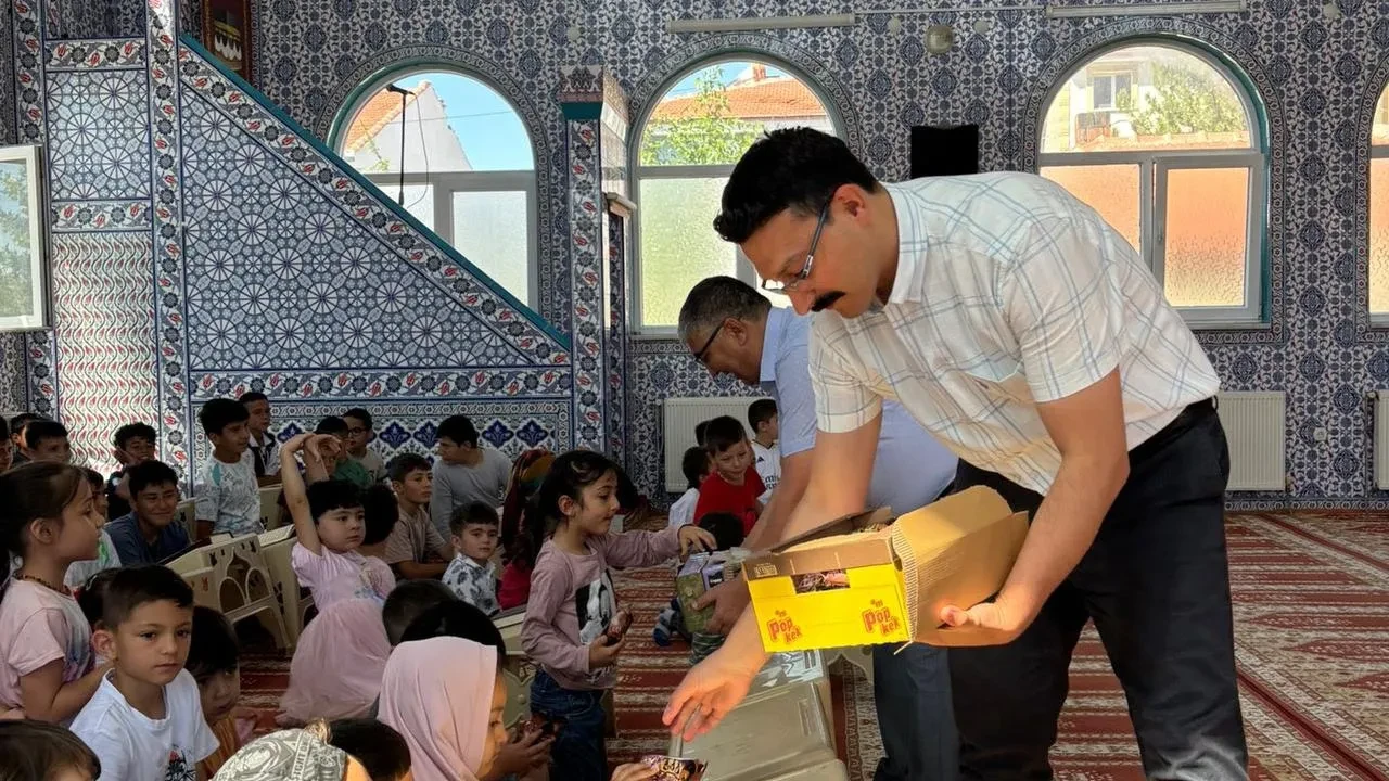 Emirdağ yaz Kuran kursları tüm camilerde başladı