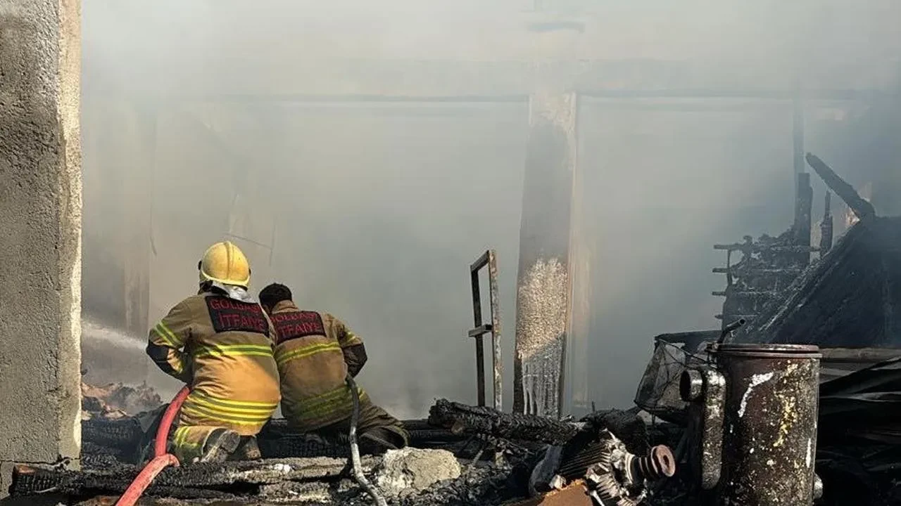 Adıyaman'ın Gölbaşı ilçesinde yangın Mehmet Hanifi Deniz'in evini küle çevirdi