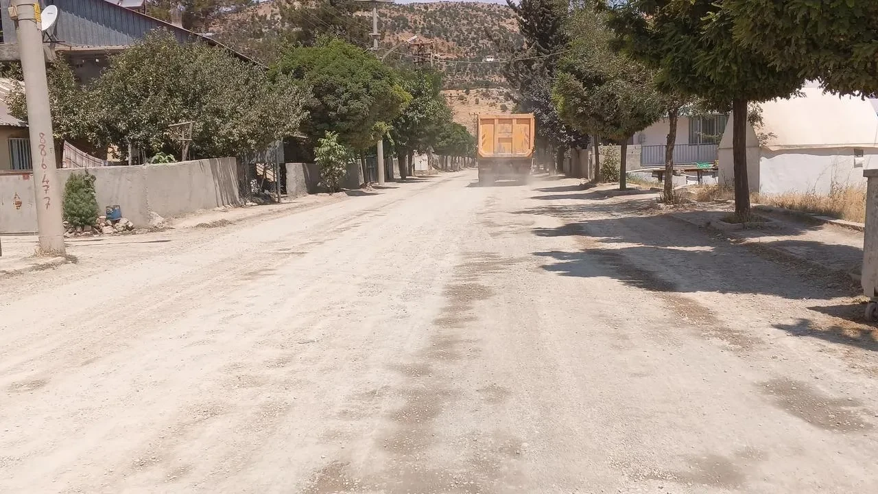 Adıyaman’da Yol Sorunları Gölbaşı Halkını Zor Durumda Bırakıyor
