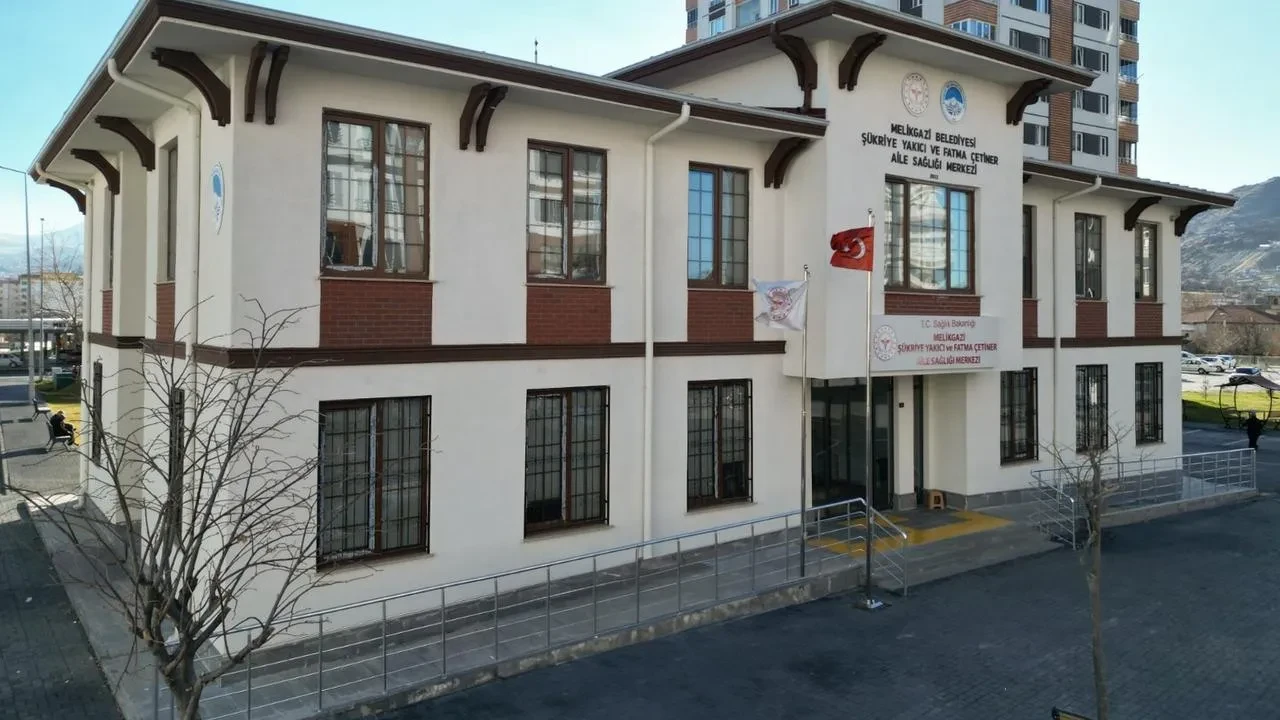 Melikgazi Belediyesi sağlık yatırımlarıyla Türkiye’ye örnek oluyor