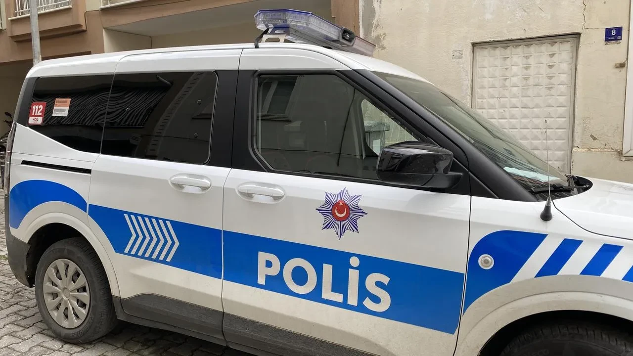 Aydın'da maskeli saldırgan çocuğu bıçakladı ve kız kardeşiyle yakalandı