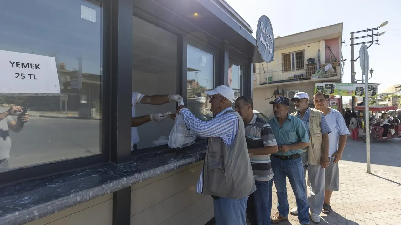 Mersinde mahalle mutfakları 57 noktaya yayıldı