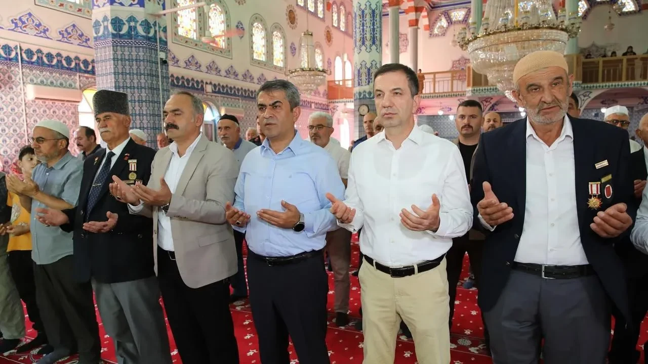 Suluova'da 15 Temmuz şehitleri için anma programı düzenlendi