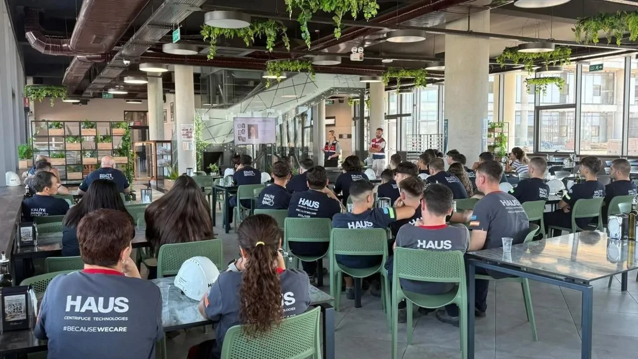 Aydın’da Fabrika Çalışanlarına Uyuşturucuyla Mücadele Eğitimi Verildi