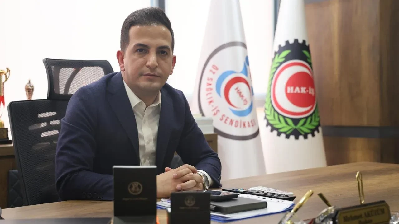 Mehmet Aküzüm 15 Temmuz Darbe Girişimini Unutmadıklarını Belirtti Diyarbakır'da HAKİŞ Konfederasyonu