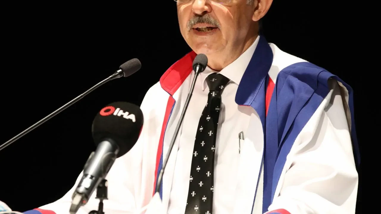 Sanko Üniversitesi Rektörü Prof. Dr. Güner Dağlı 15 Temmuz mesajında şehitleri andı