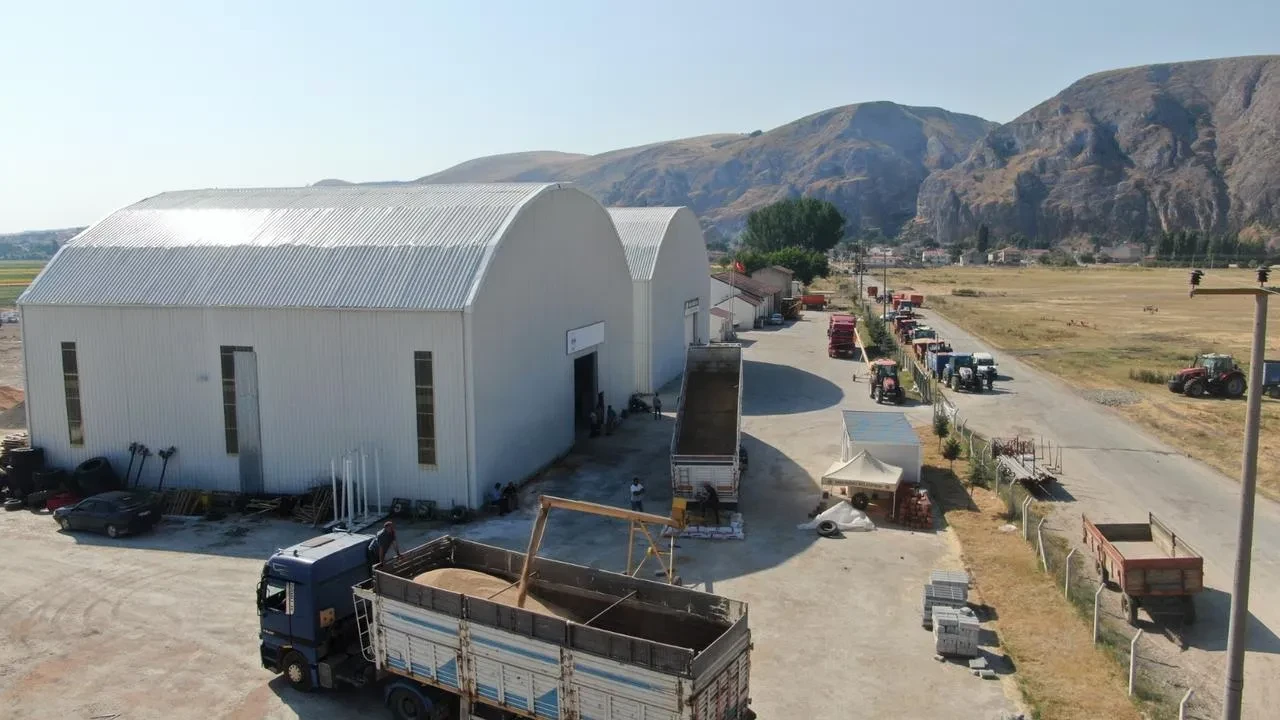 TMO İnönü’de üreticilere alım noktası hizmeti sunmaya devam ediyor