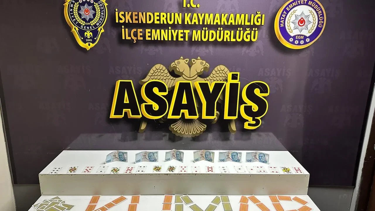 İskenderun’da kumar oynarken yakalanan 4 kişiye para cezası kesildi