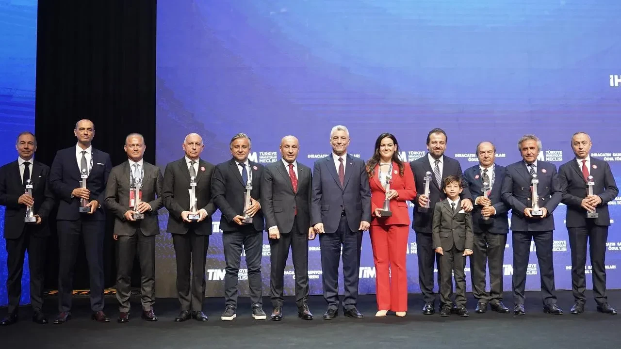 Yeşim Grup hazır giyim ihracat şampiyonu seçildi