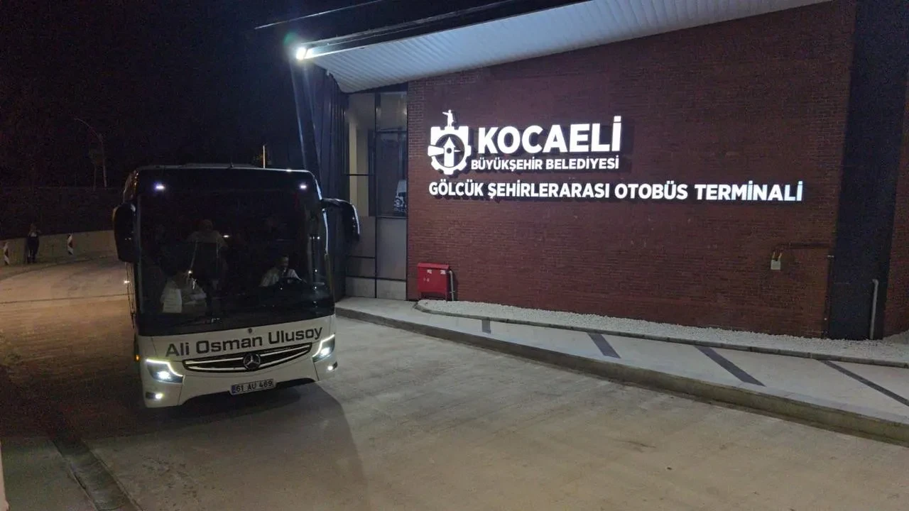 Gölcük Terminali ilk seferini İzmir'e yaptı