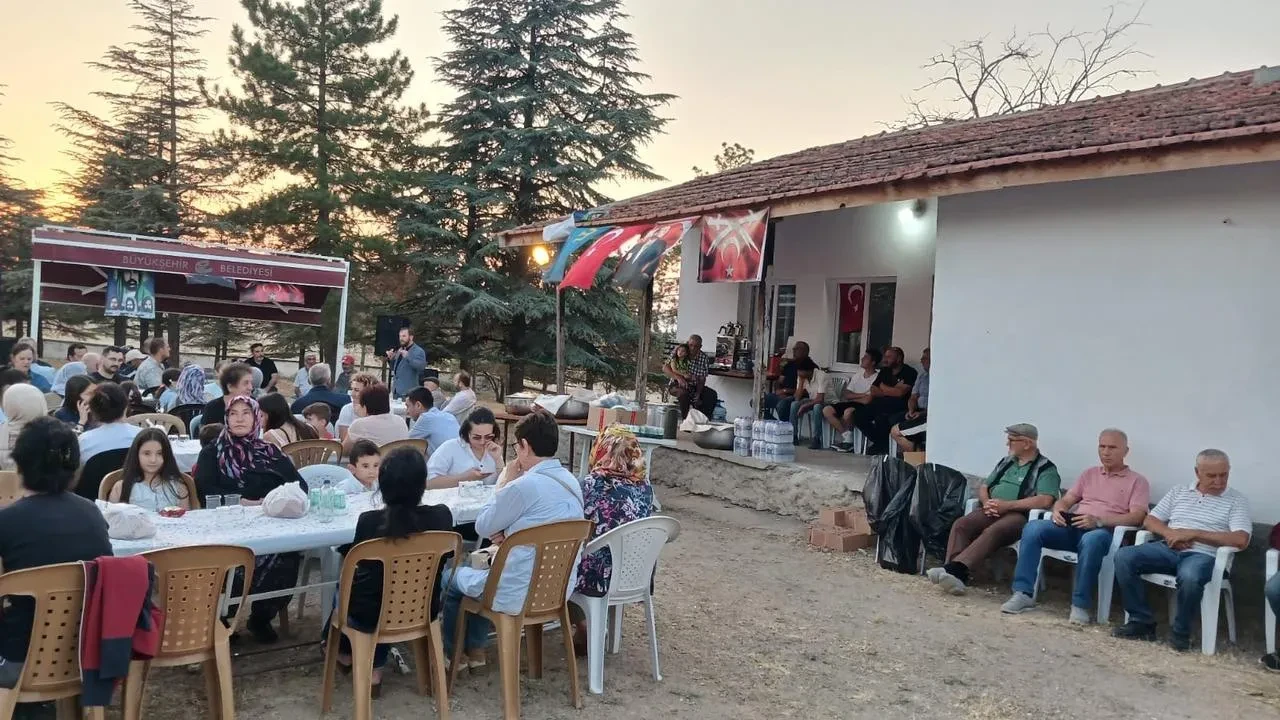 Alpu ilçesinde şehitler için anma programı düzenlendi