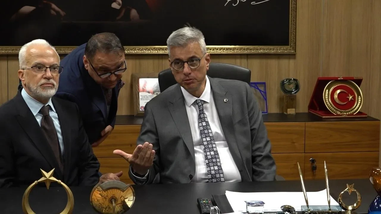 Sağlık Bakanı Memişoğlu Eskişehir'de yaralı orman işçisini ziyaret etti