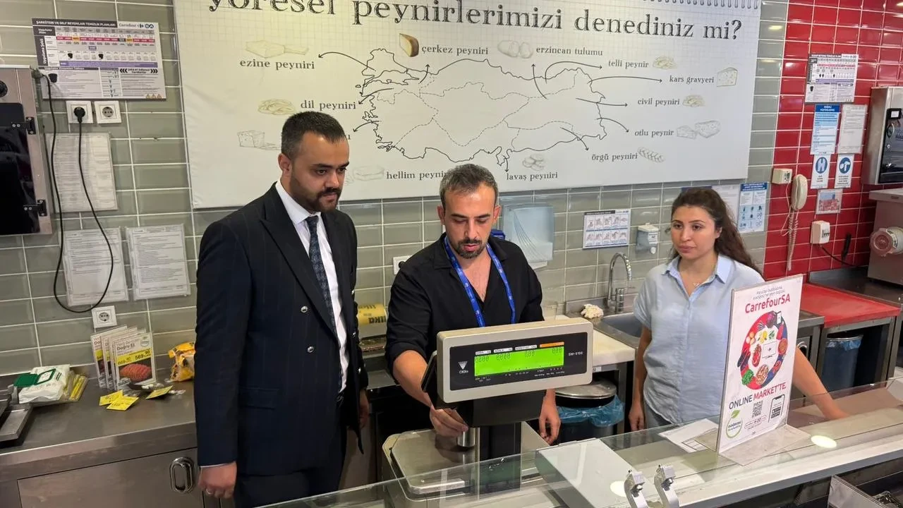 Aydın’da marketlerde tartı aletleri Sanayi ve Teknoloji İl Müdürlüğü tarafından denetlendi