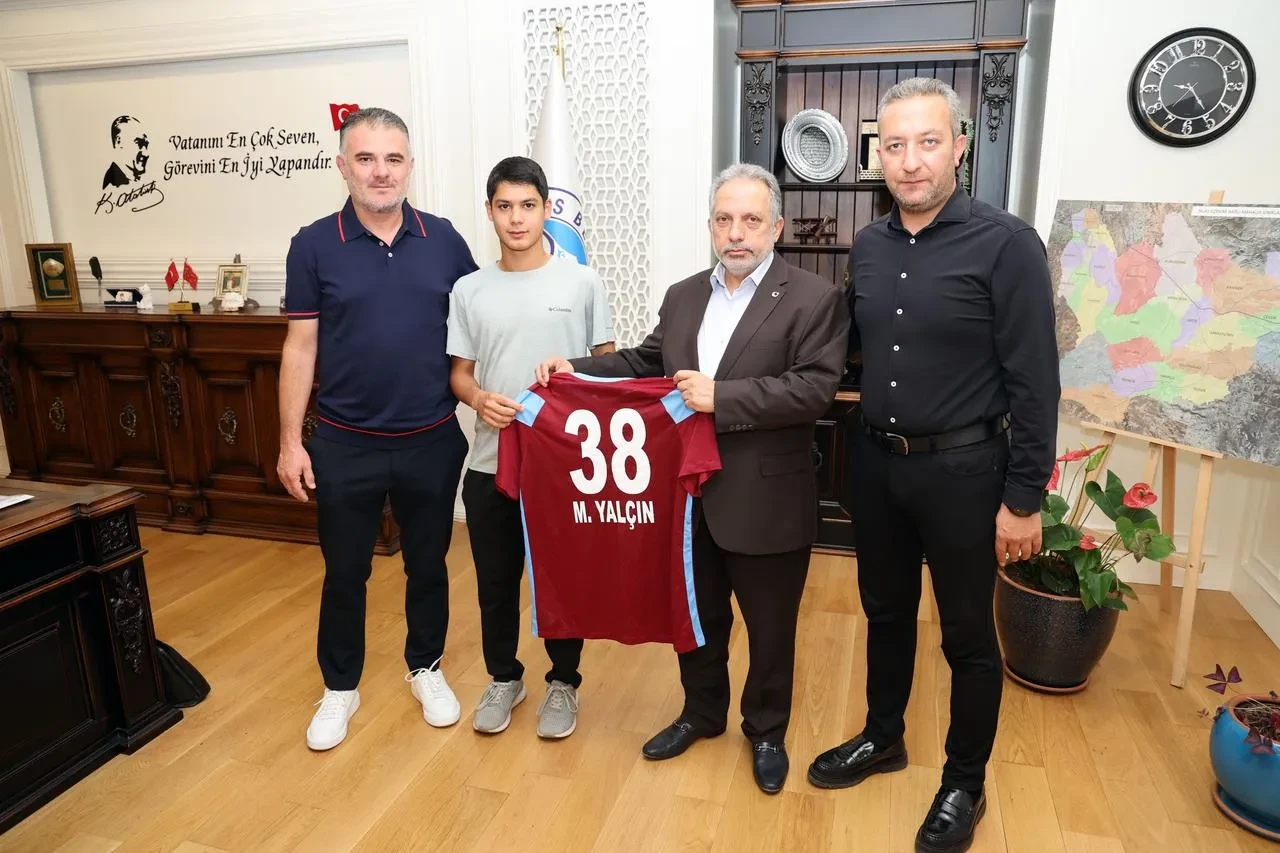 Mustafa Çiğdem Talas Belediye Başkanı Yalçın’ı ziyaret etti