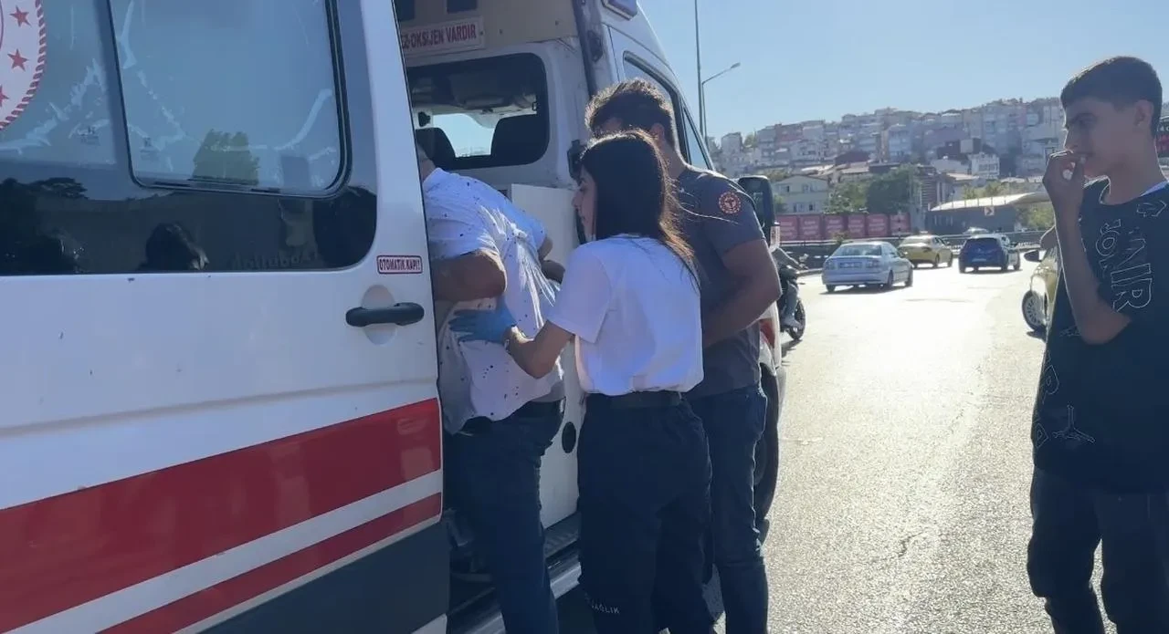 Beyoğlu’nda taksici bayıldı vatandaşlar yardım etti