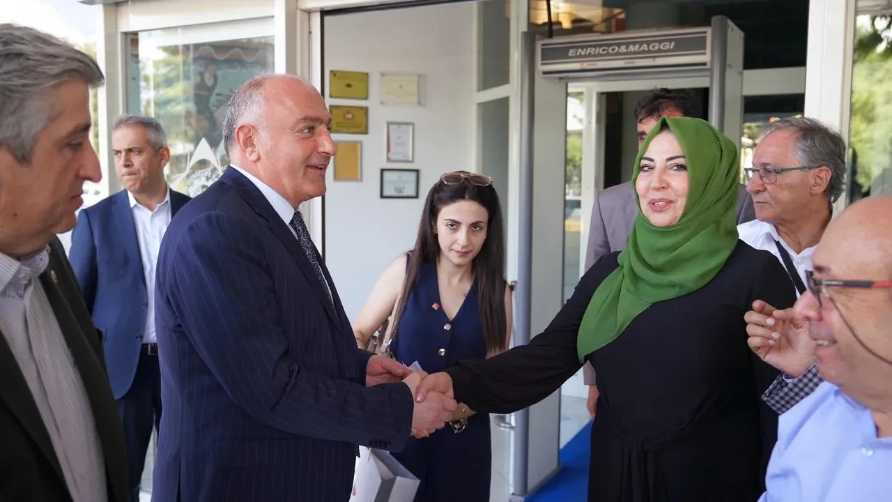 CHP Heyeti Erzurum’da ETSO Başkanı Saim Özakalın’ı Ziyaret Etti