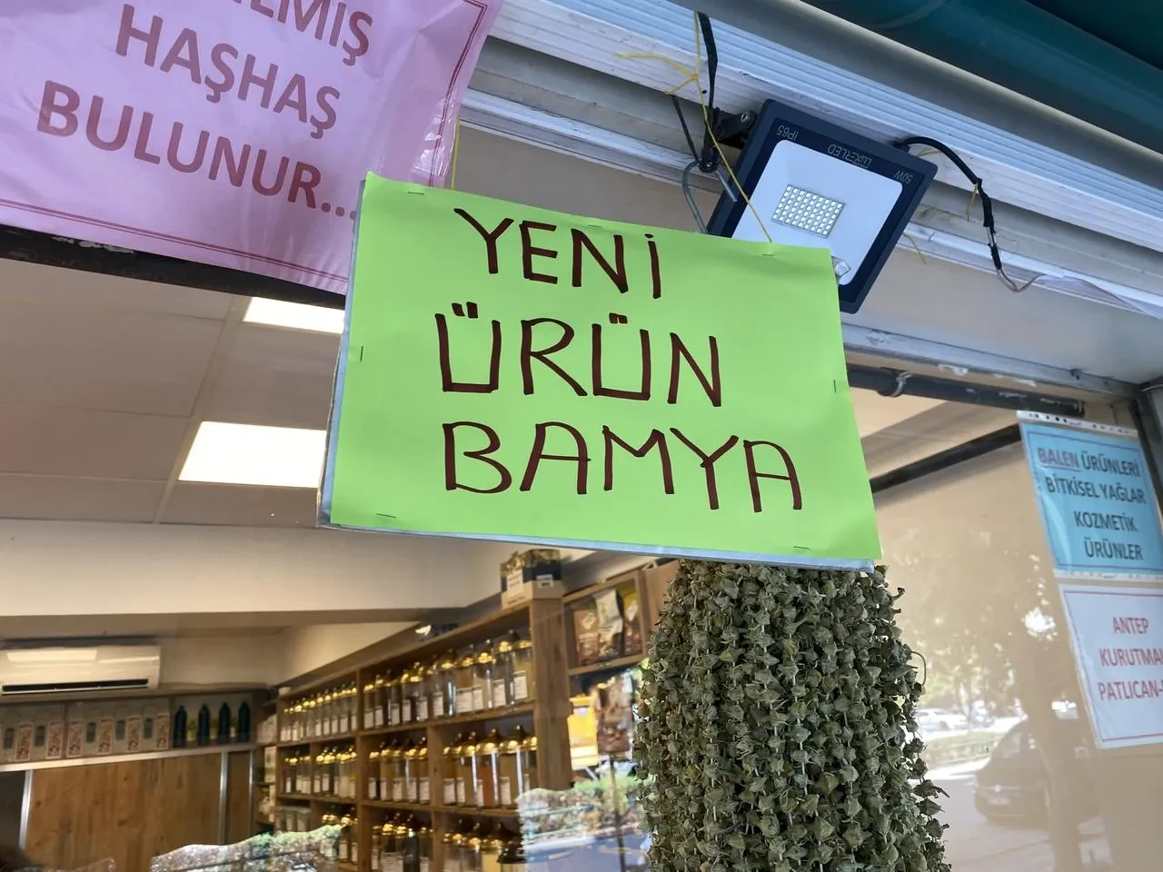 Eskişehir'de çiçek bamya fiyatları son bir ayda düştü