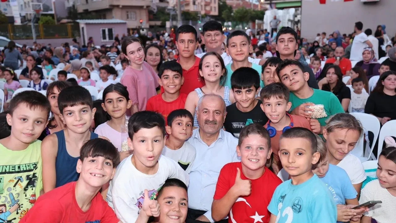 Gebze Belediyesi mahallelerde ücretsiz sinema etkinliği düzenliyor