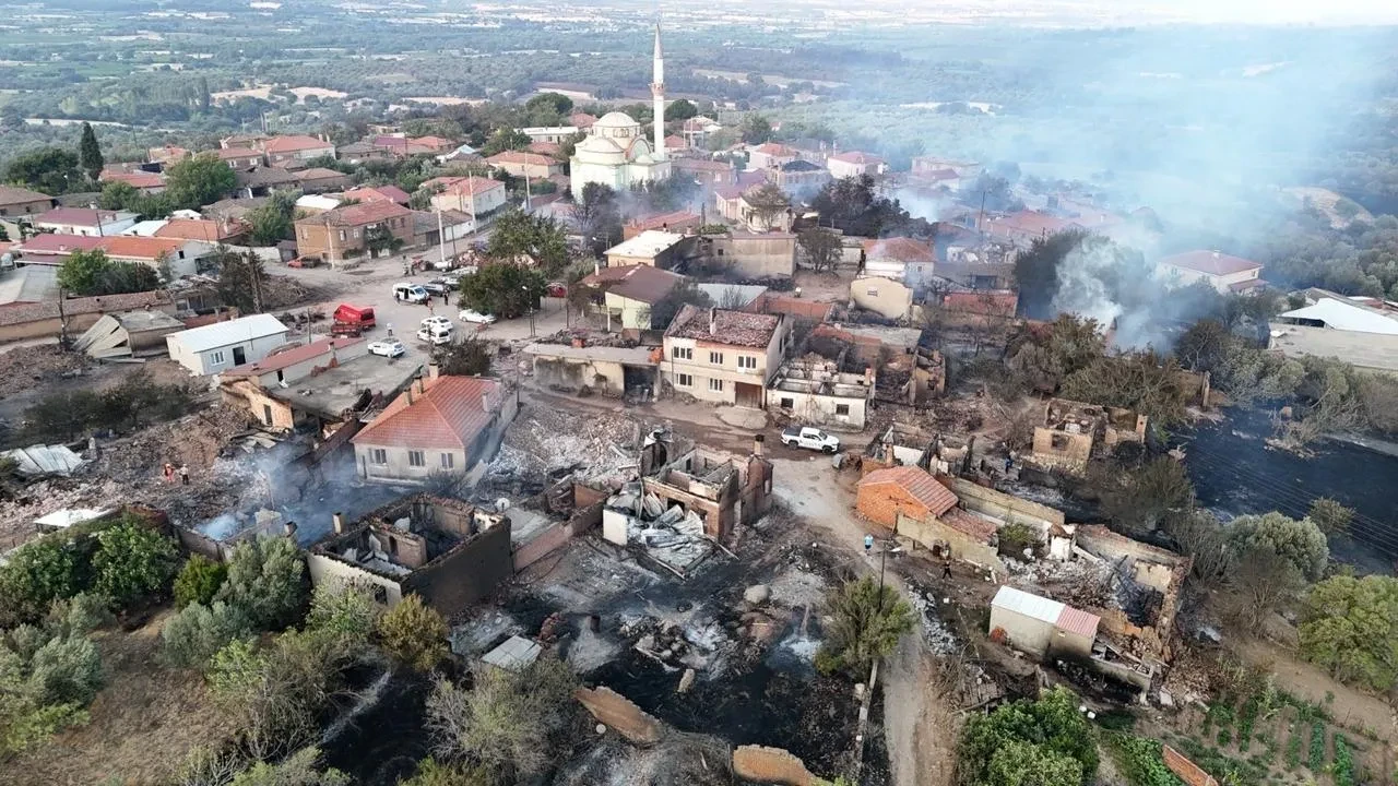 Çanakkale’de afetzedelere AFAD tarafından 5 milyon 280 bin lira yardım yapıldı