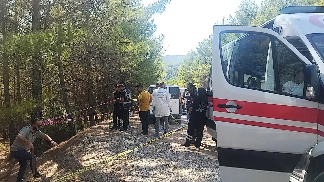 Muğla’nın Menteşe ilçesinde Tahir K. aracında tüfekle vurularak öldürüldü
