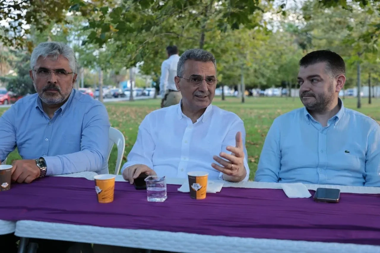 Başkan Kurnaz mahalle kadın kolları başkanlarıyla istişare toplantısı yaptı