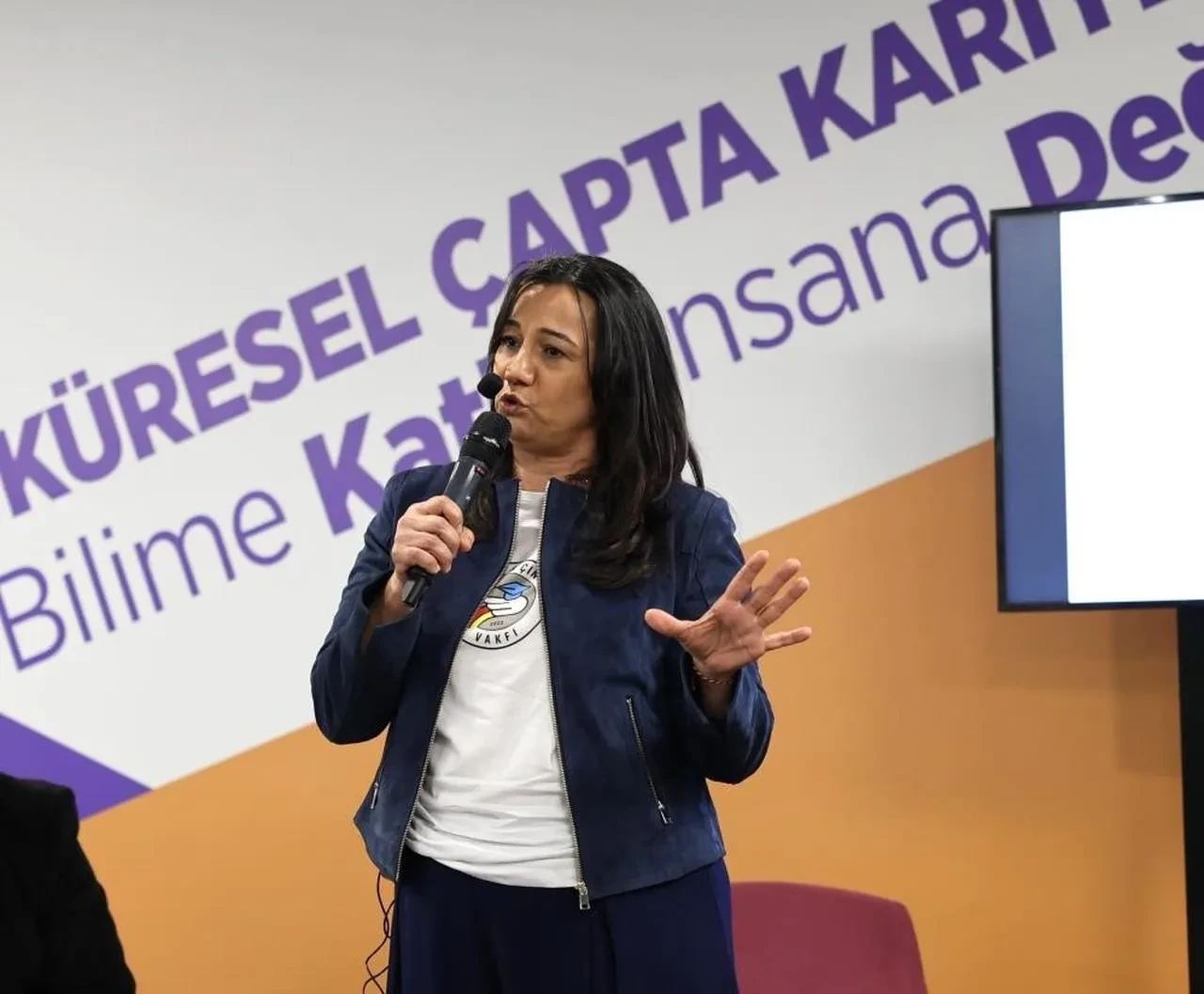 Tülin Batmaz Sivas'ta geçirdiği trafik kazasında kardeşini kaybetti