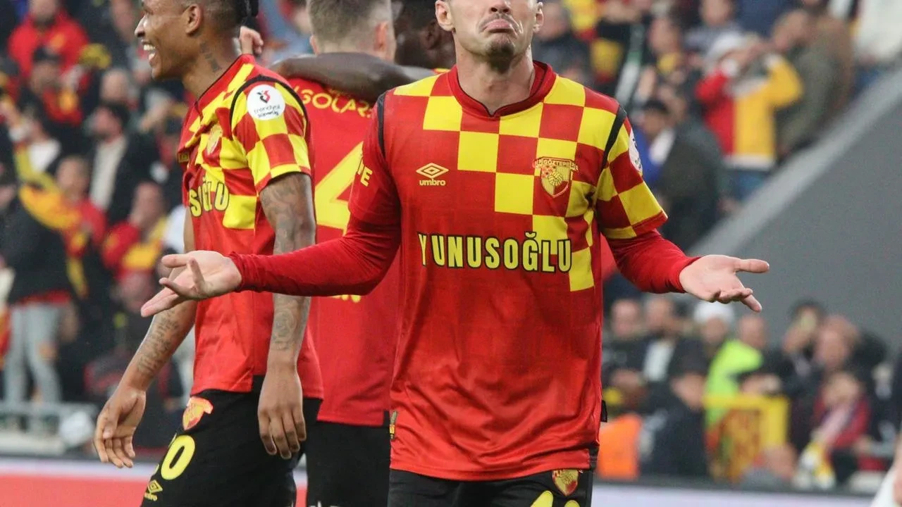 Göztepe, David Tijanic’in Al-Najmah’a transferini resmen duyurdu