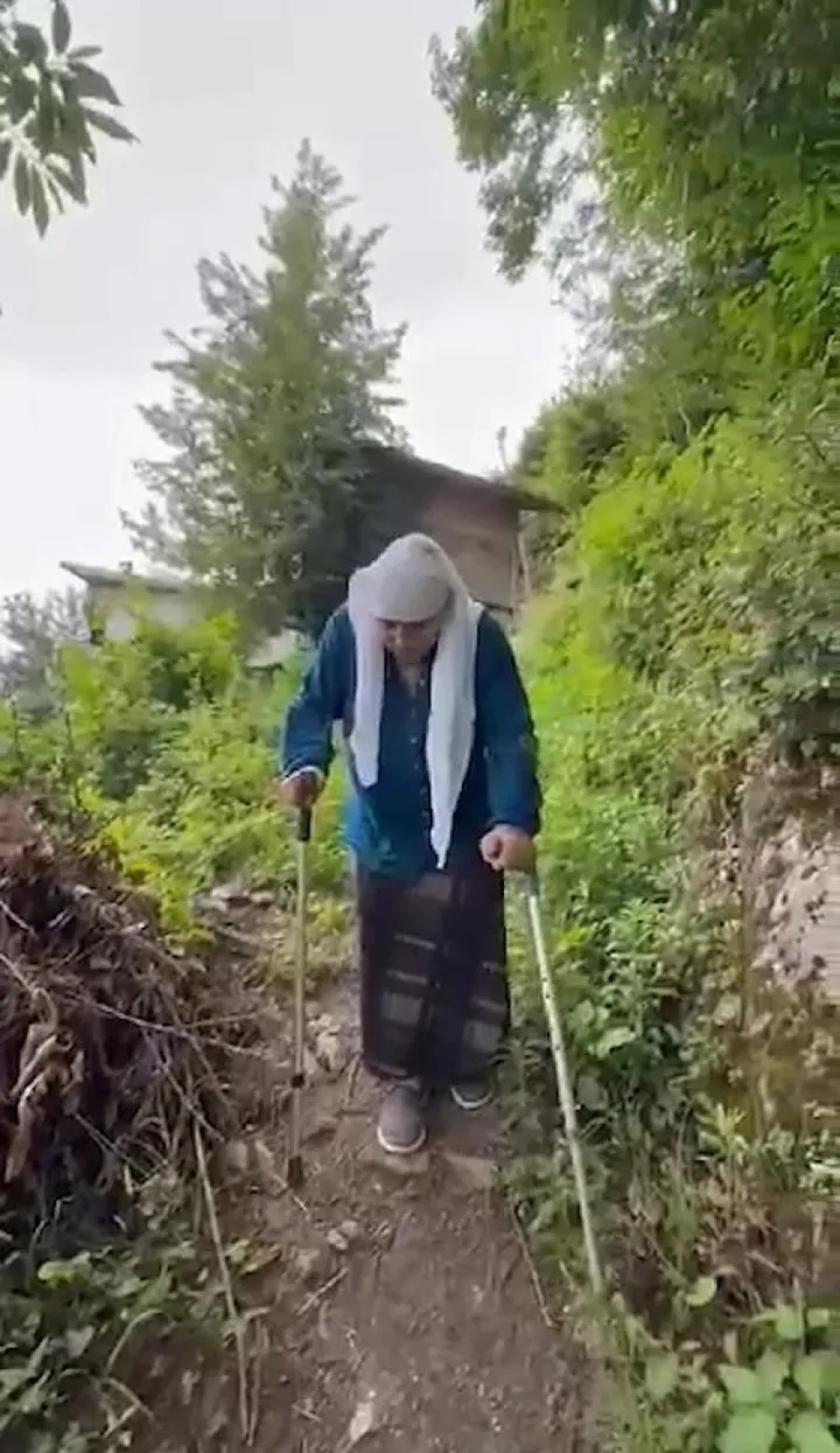 Ayşe albayrak rize’de 400 metre yol için yetkililere seslendi