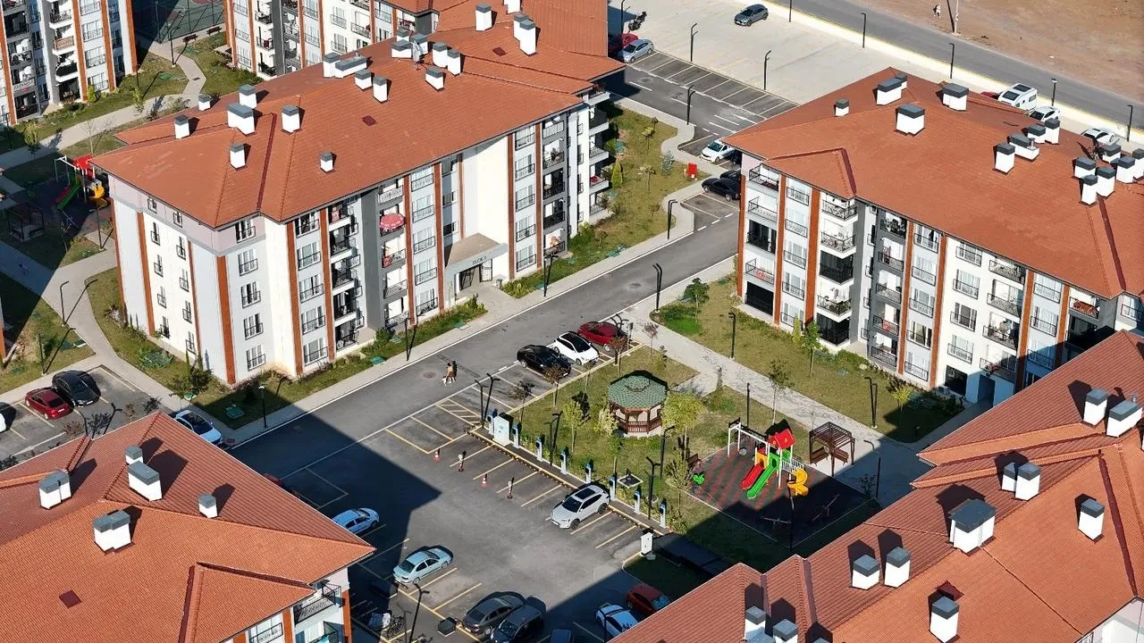 Kocaeli Büyükşehir Belediyesi Kent Konut A.Ş. ile 825 yeni konut inşa