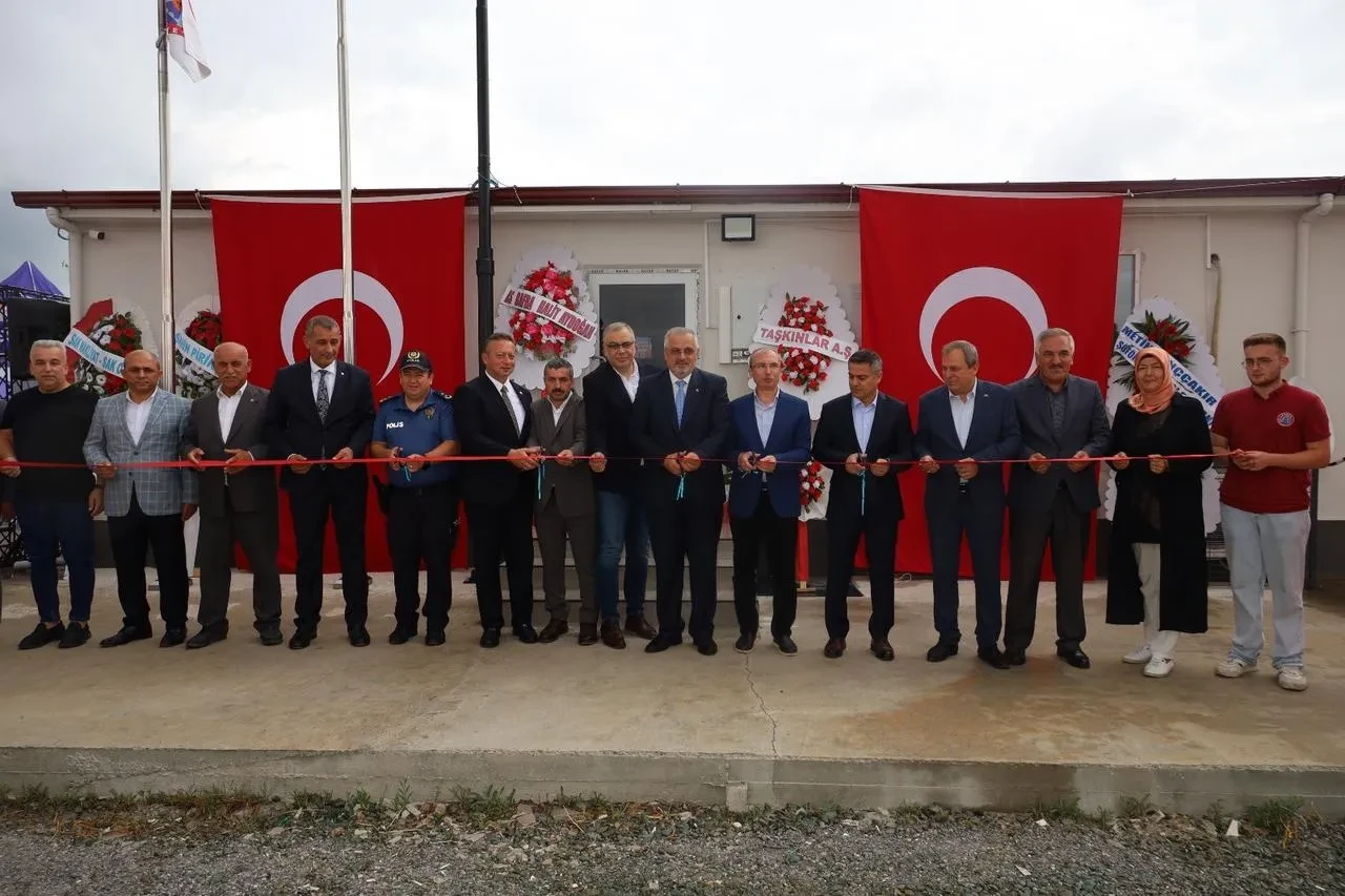 Bafra'da kamyon ve tır garajı törenle hizmete açıldı