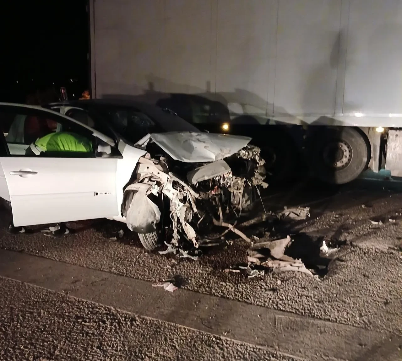 Malatya’da tır ile otomobil çarpıştı üç kişi yaralandı