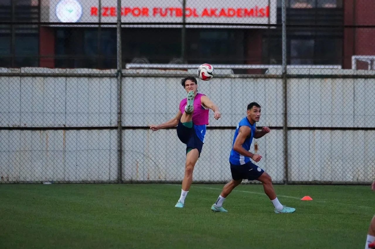 Çaykur Rizespor Süper Lig’de Alanyaspor maçına hazırlanıyor