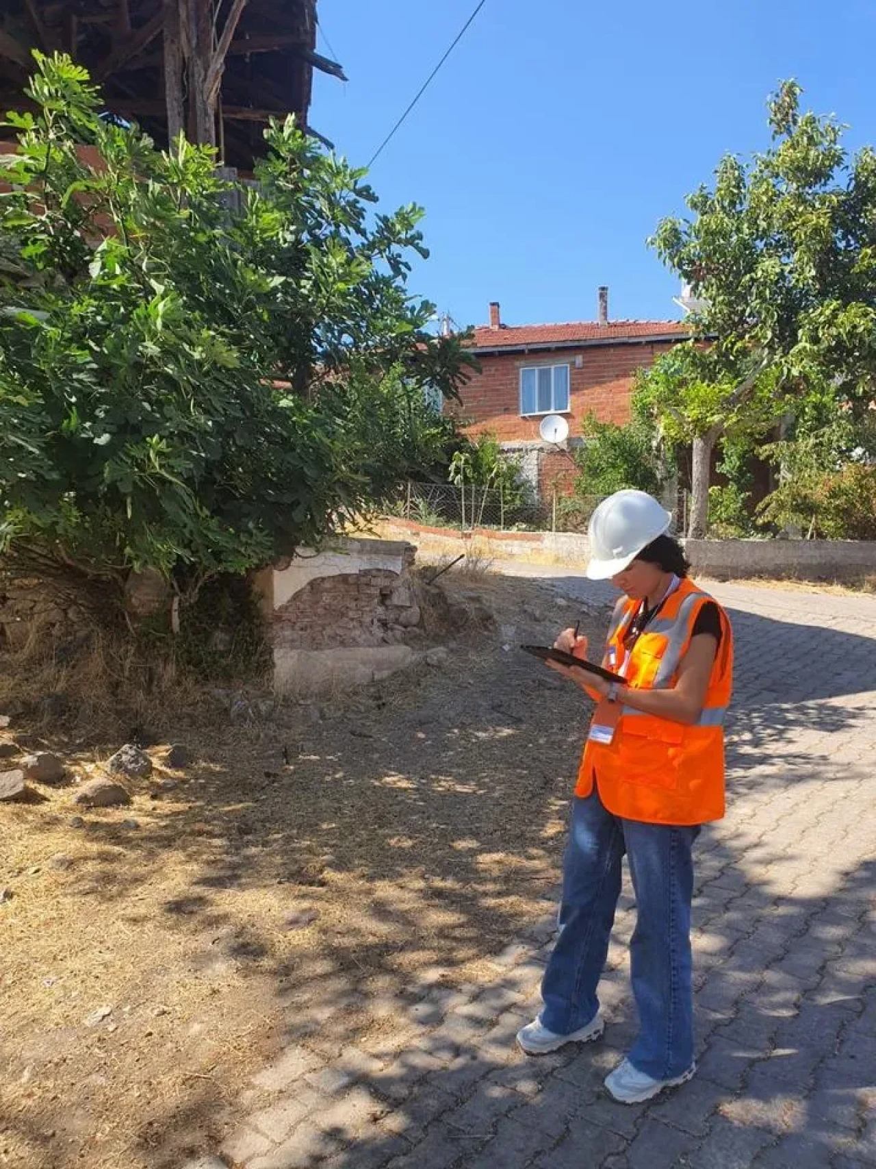 Bartın Üniversitesi Balıkesir Deprem Bölgesinde Hasar Tespit Çalışmalarına Destek Verdi